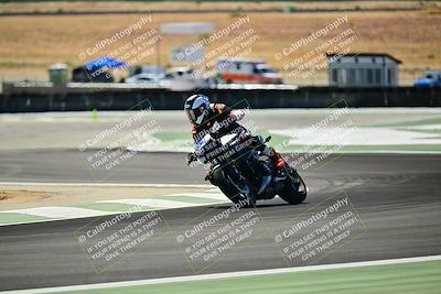 media/Sep-07-2025-TrackXperience (Sun) [[ee17e62fad]]/Level 2/Session 4 (Lower Chicane)/